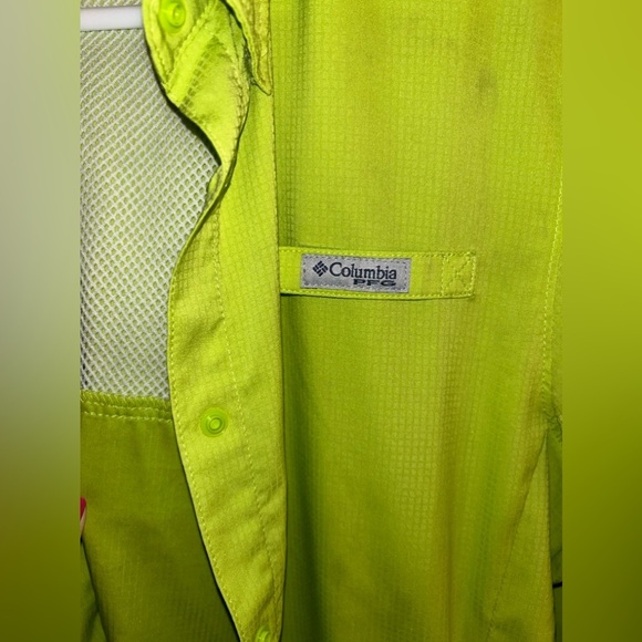 Columbia long sleeve lime green fishing shirt. Size medium - Picture 2 of 7